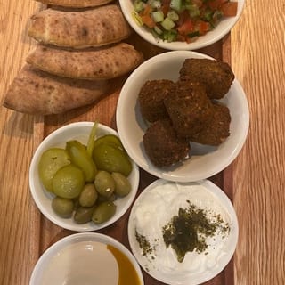 Falafel Platter